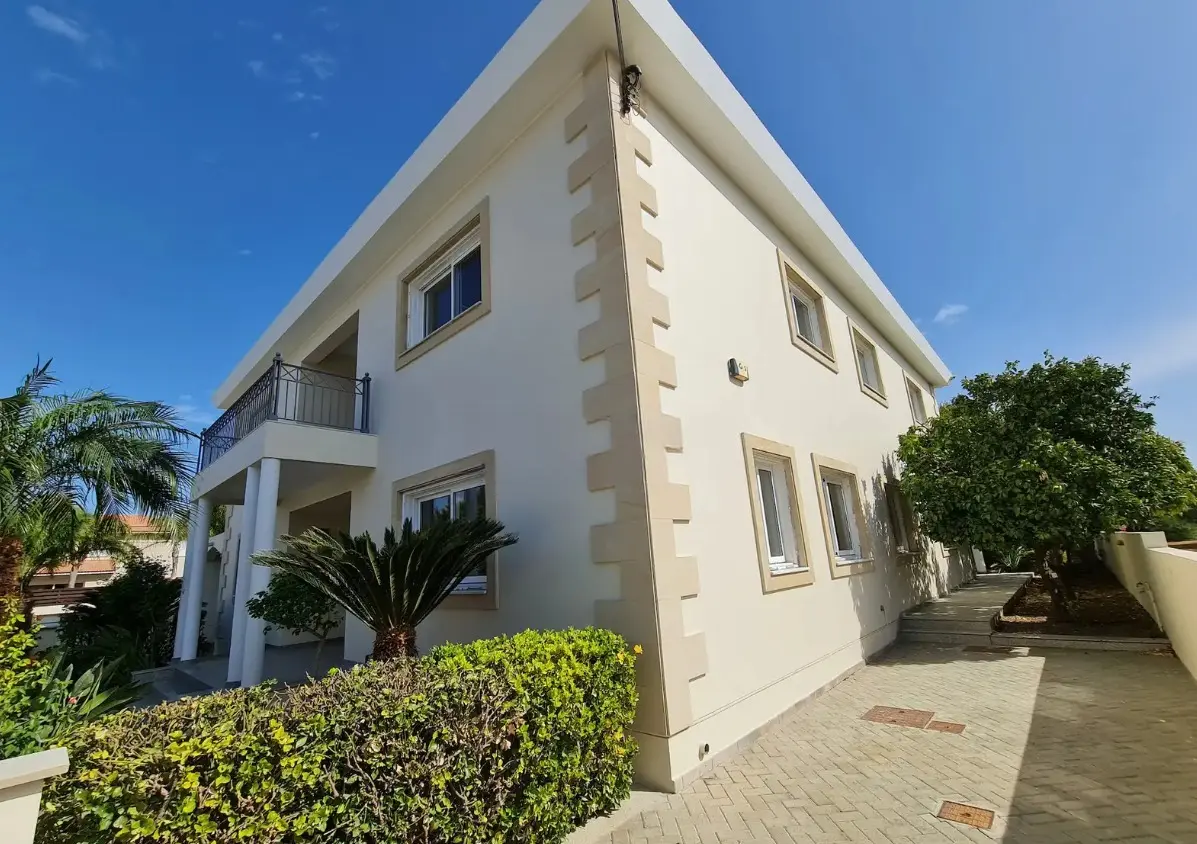  - Image 1