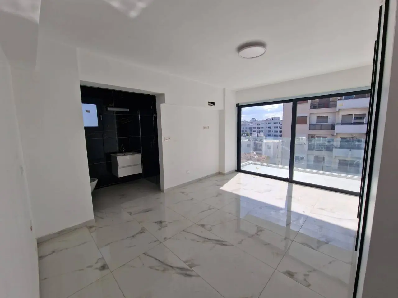  - Image 1