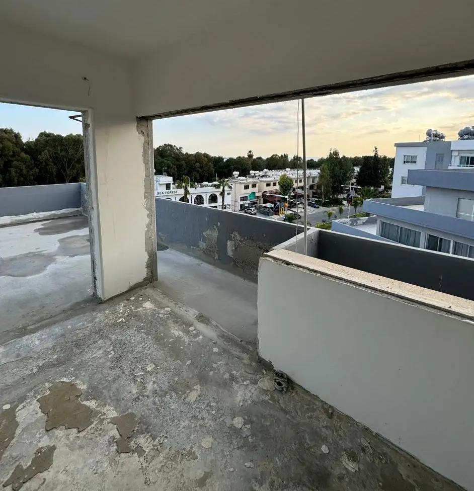  - Image 1