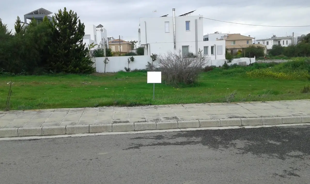 - Image 1