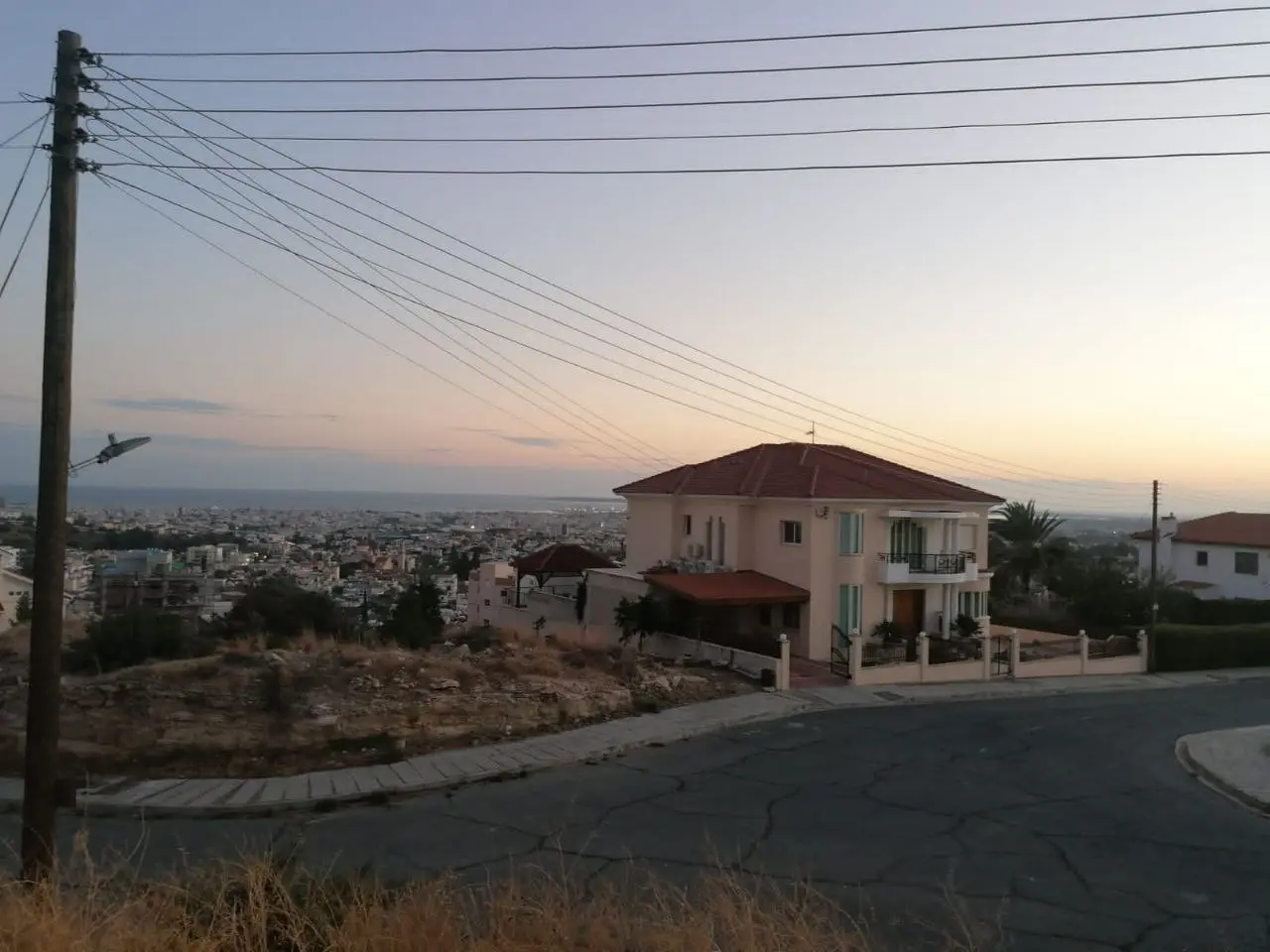  - Image 1