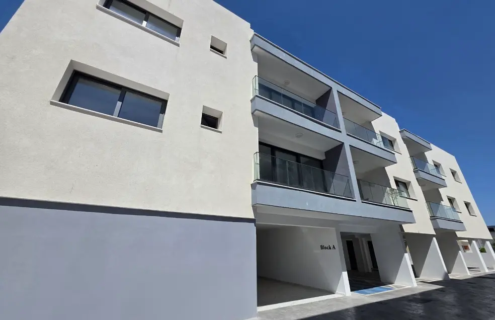 - Image 1