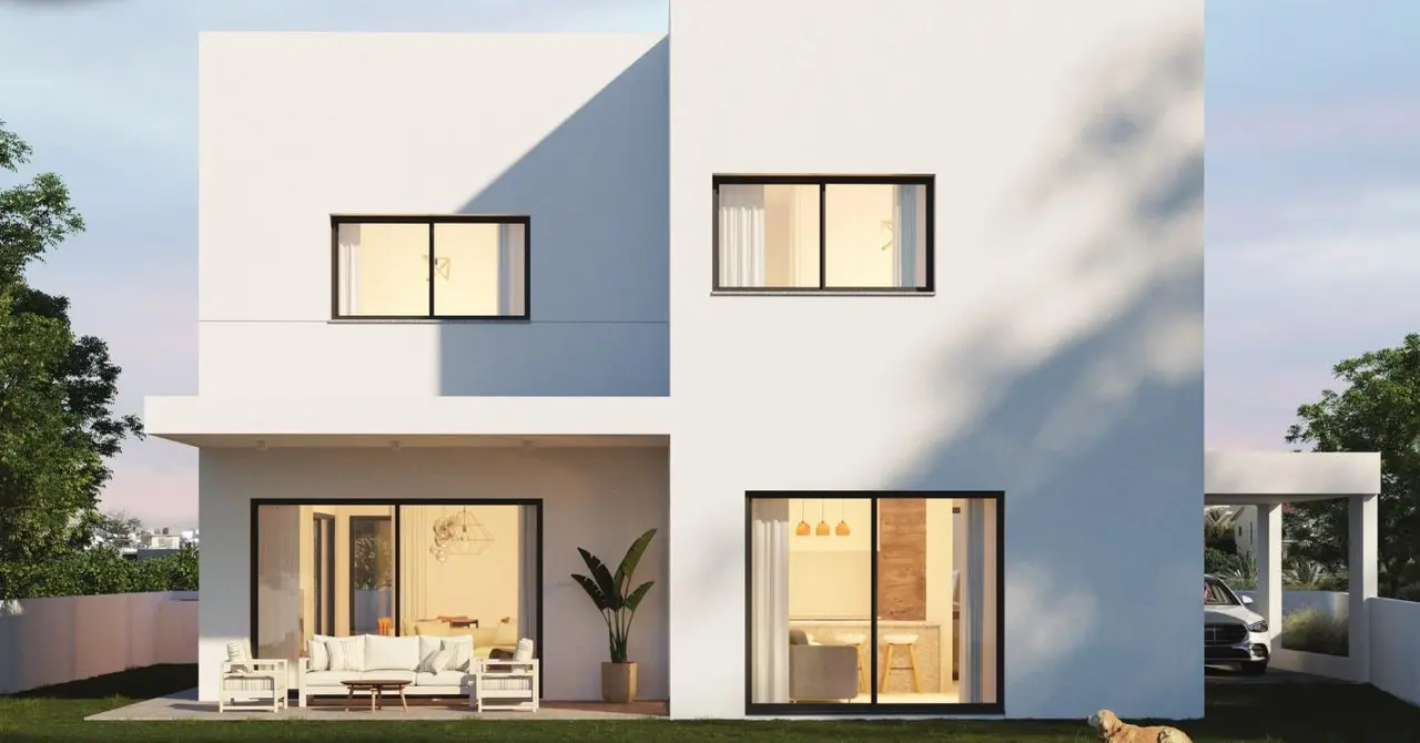  - Image 1