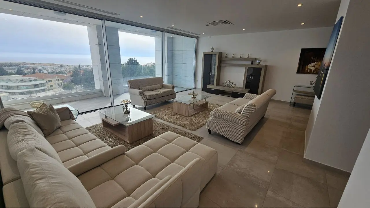  - Image 1