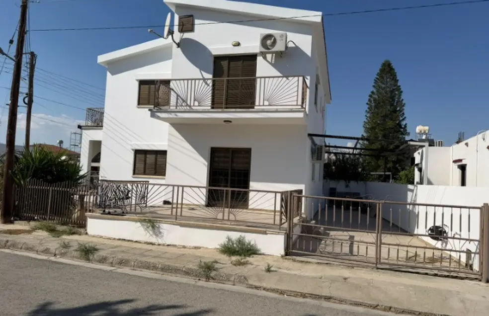  - Image 1