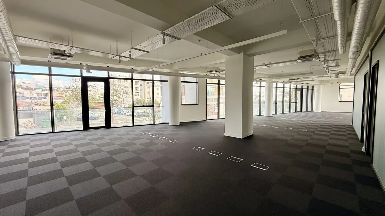  - Image 1