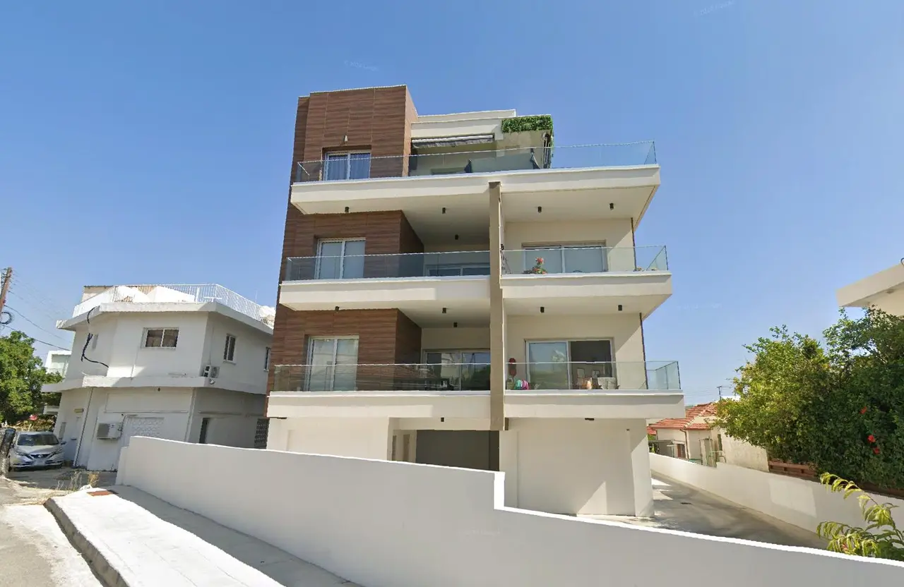  - Image 1