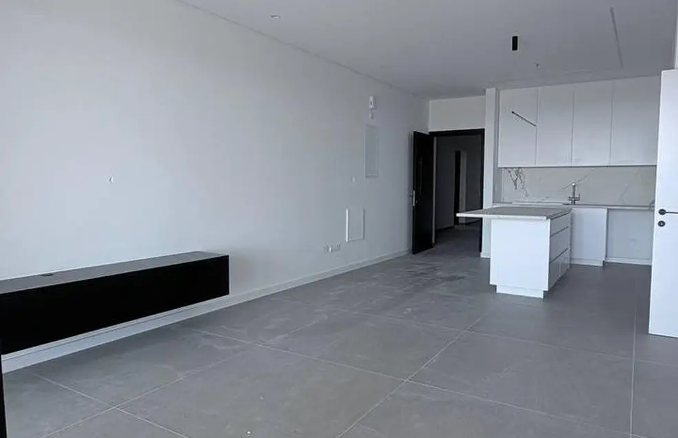  - Image 1