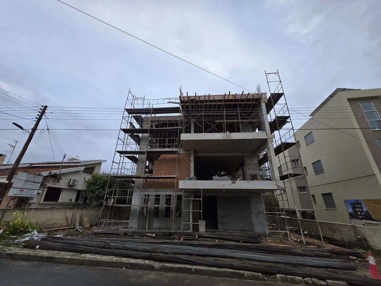  - Image 1