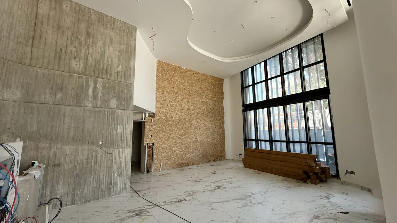 - Image 1
