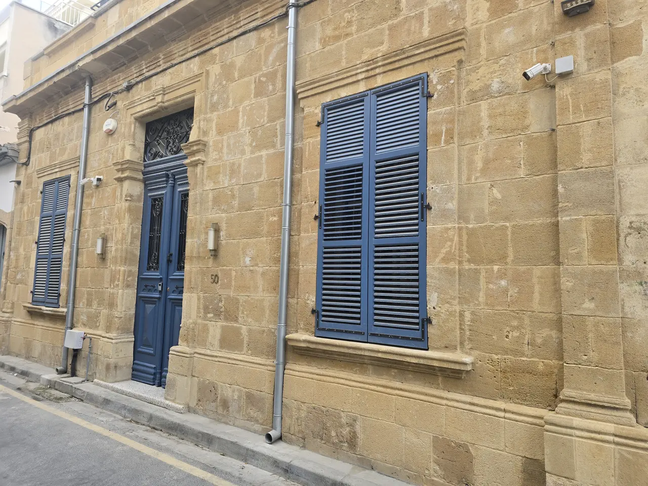 - Image 1