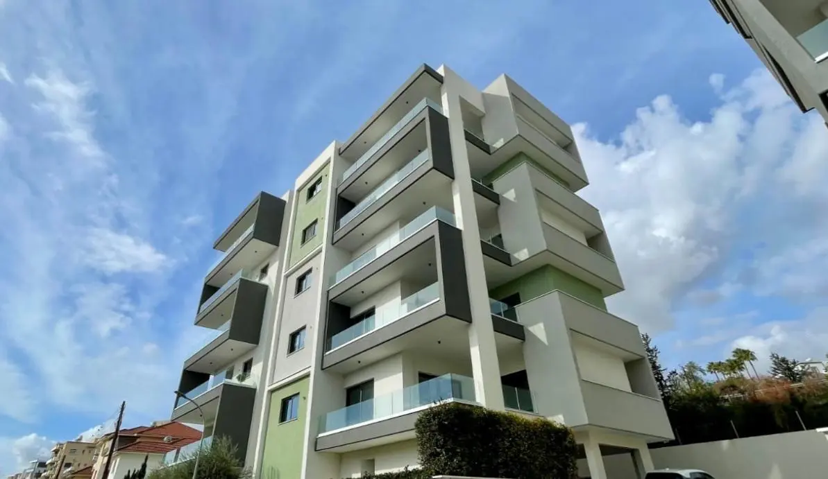  - Image 1