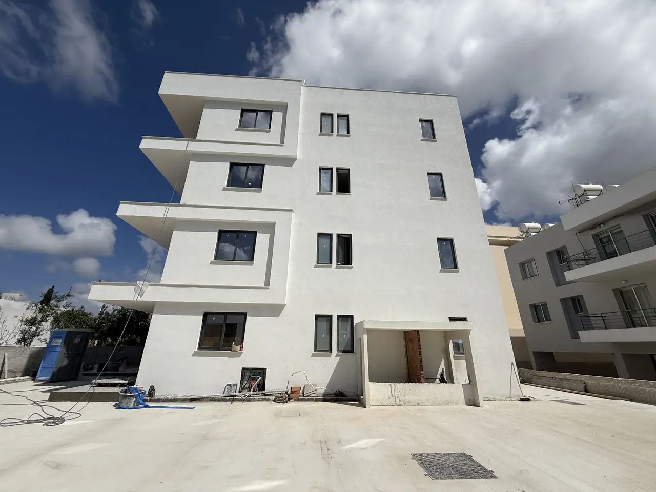  - Image 1