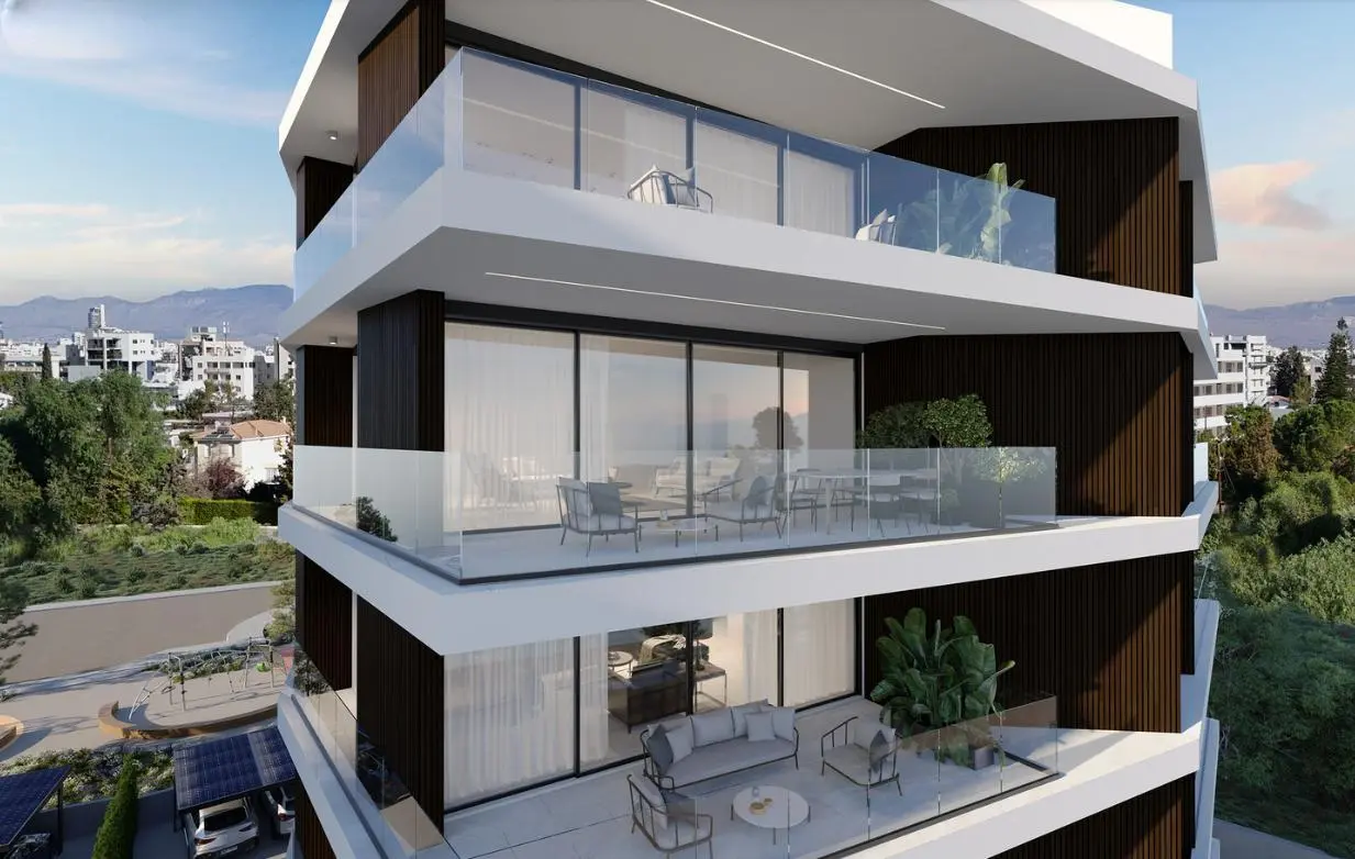 - Image 1