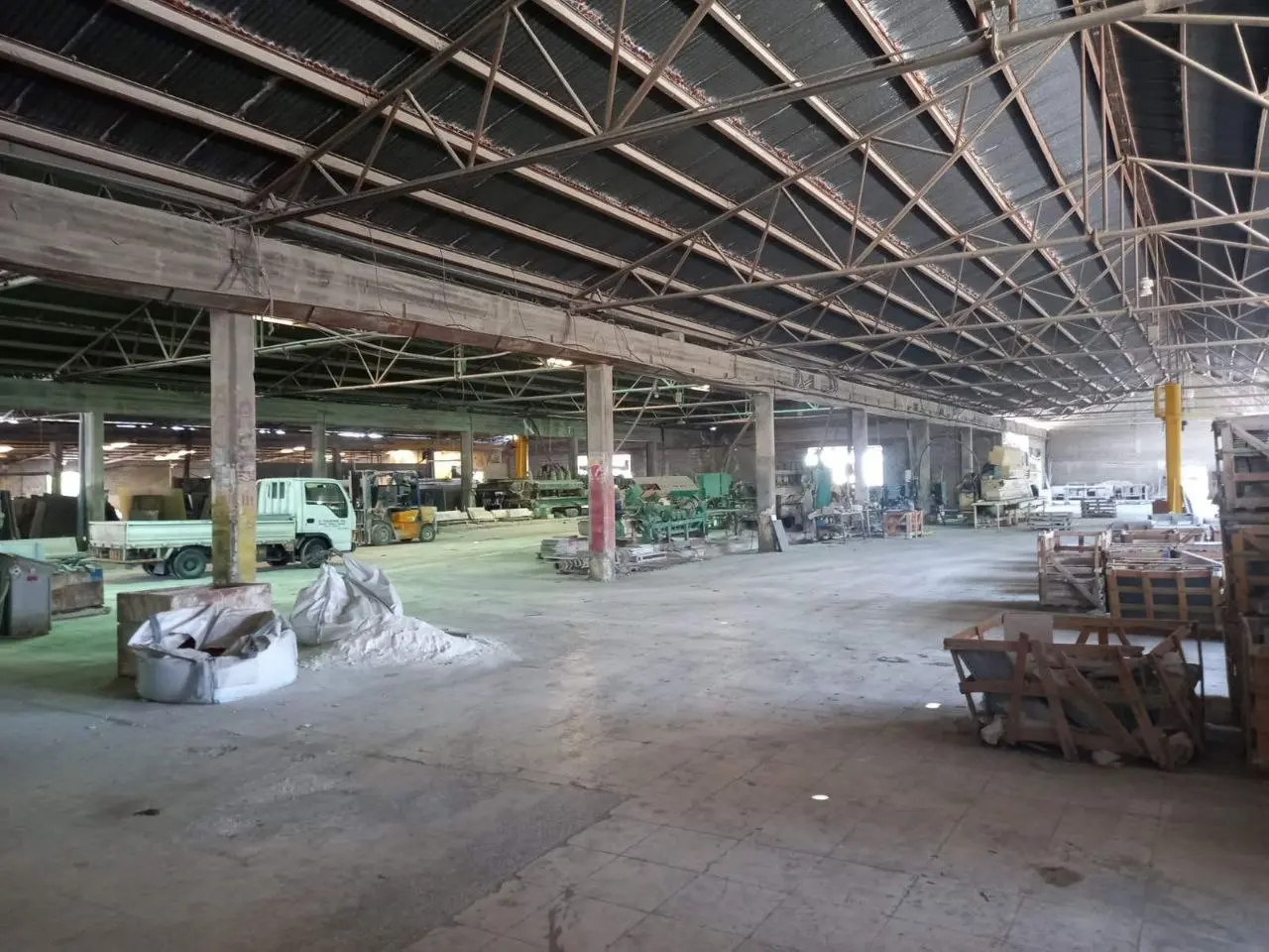 - Image 1