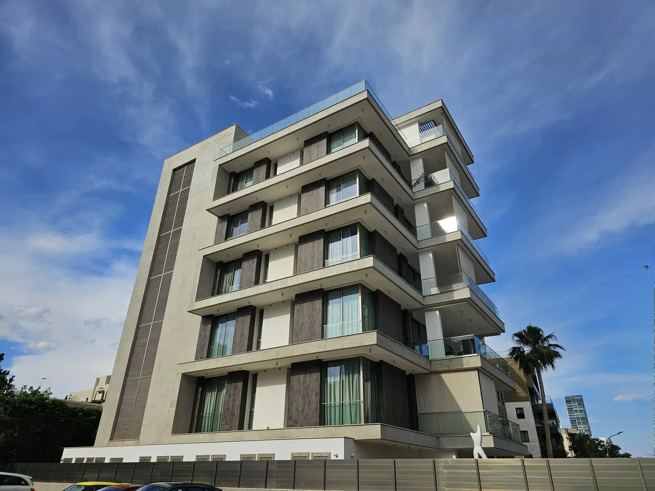  - Image 1