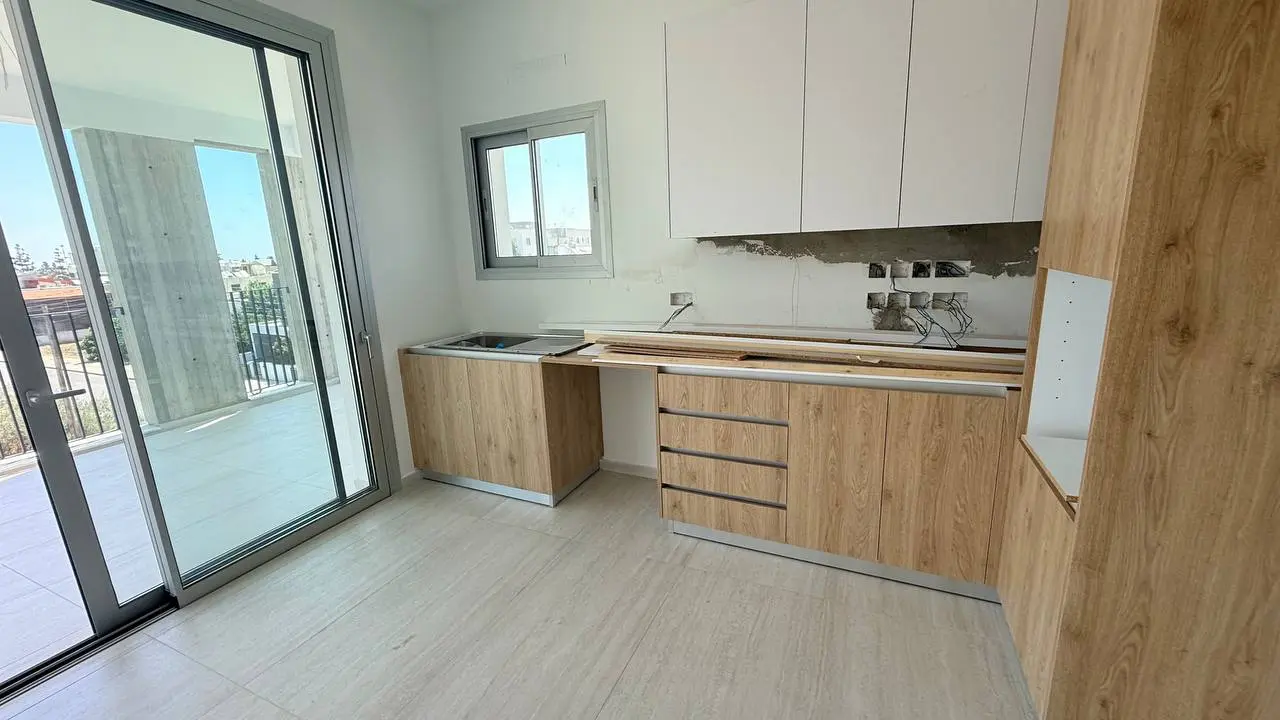  - Image 1