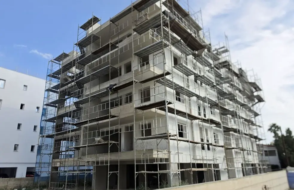 - Image 1