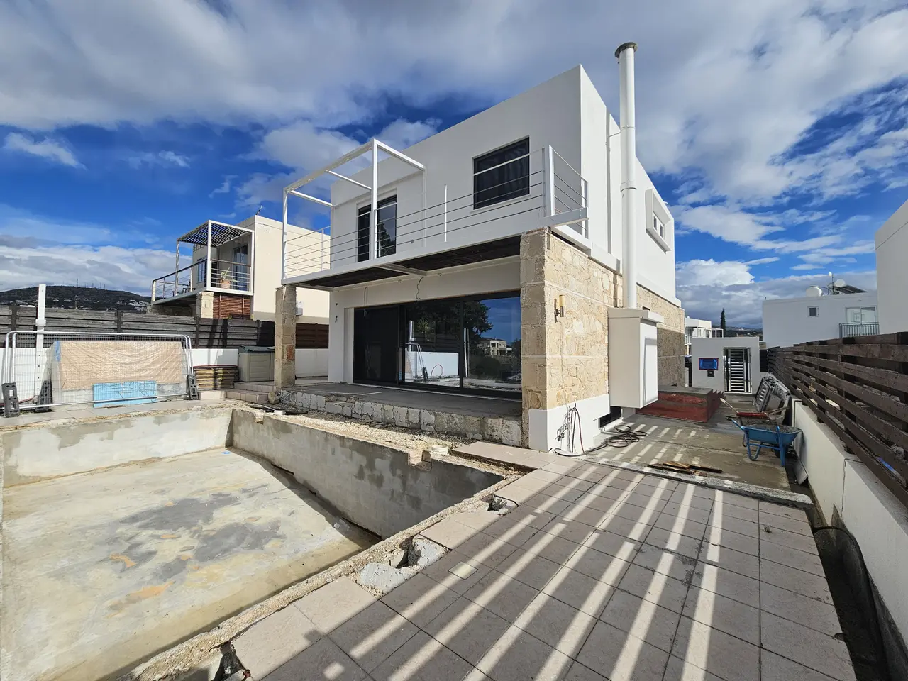 - Image 1