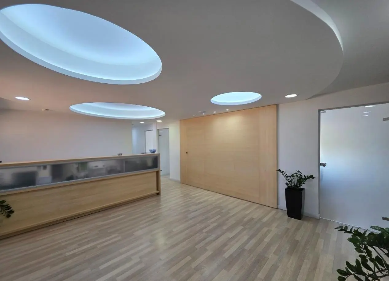  - Image 1