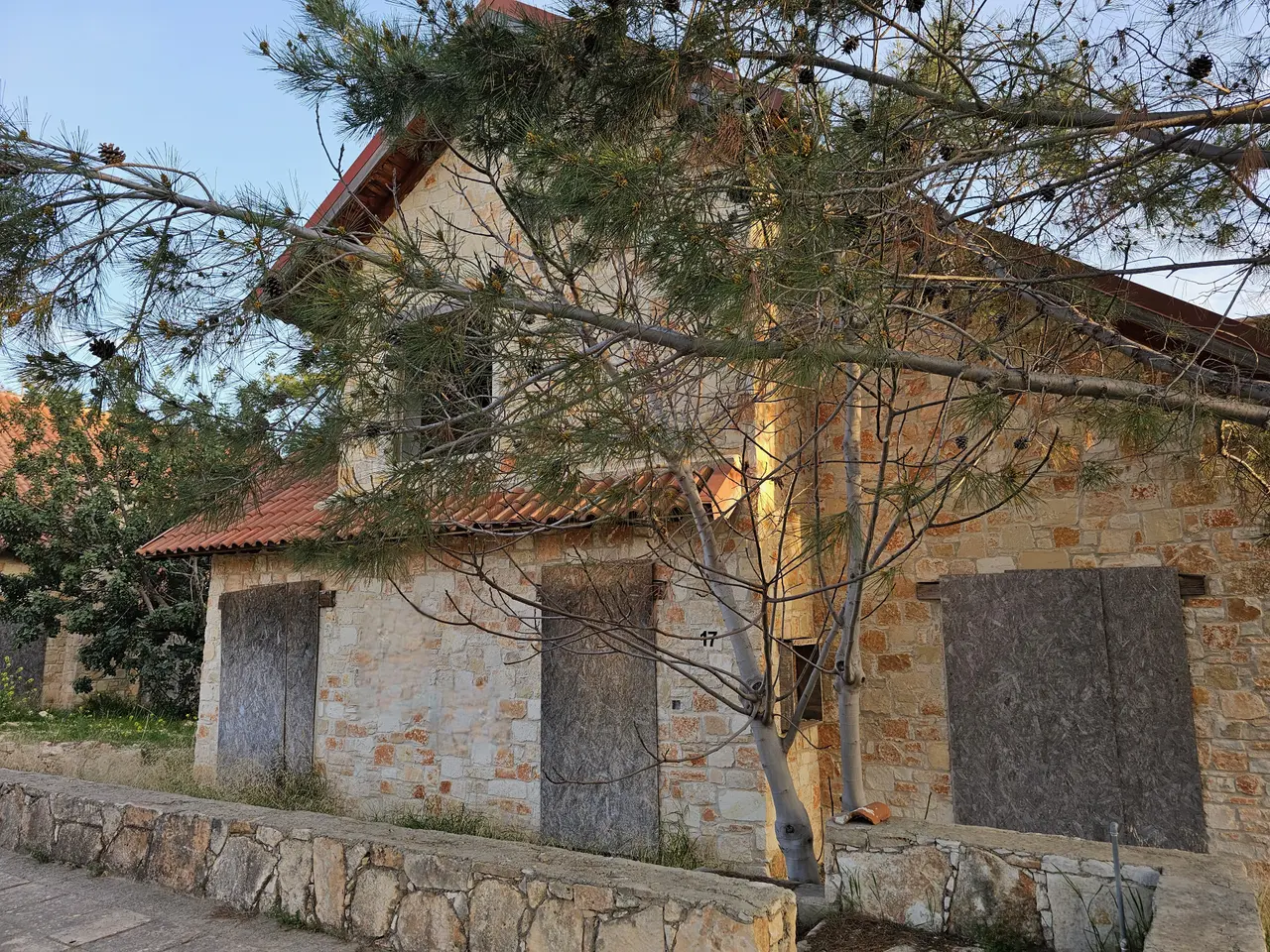  - Image 1