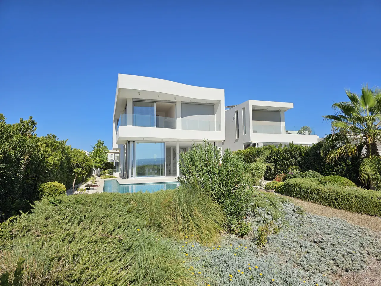  - Image 1