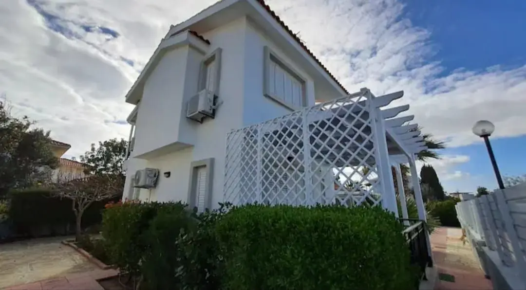 - Image 1