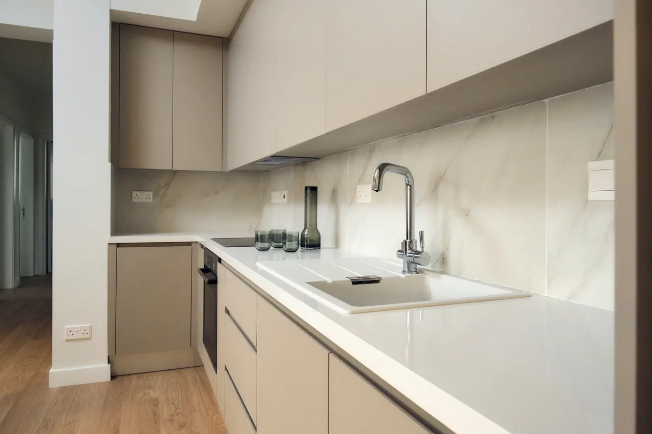  - Image 1