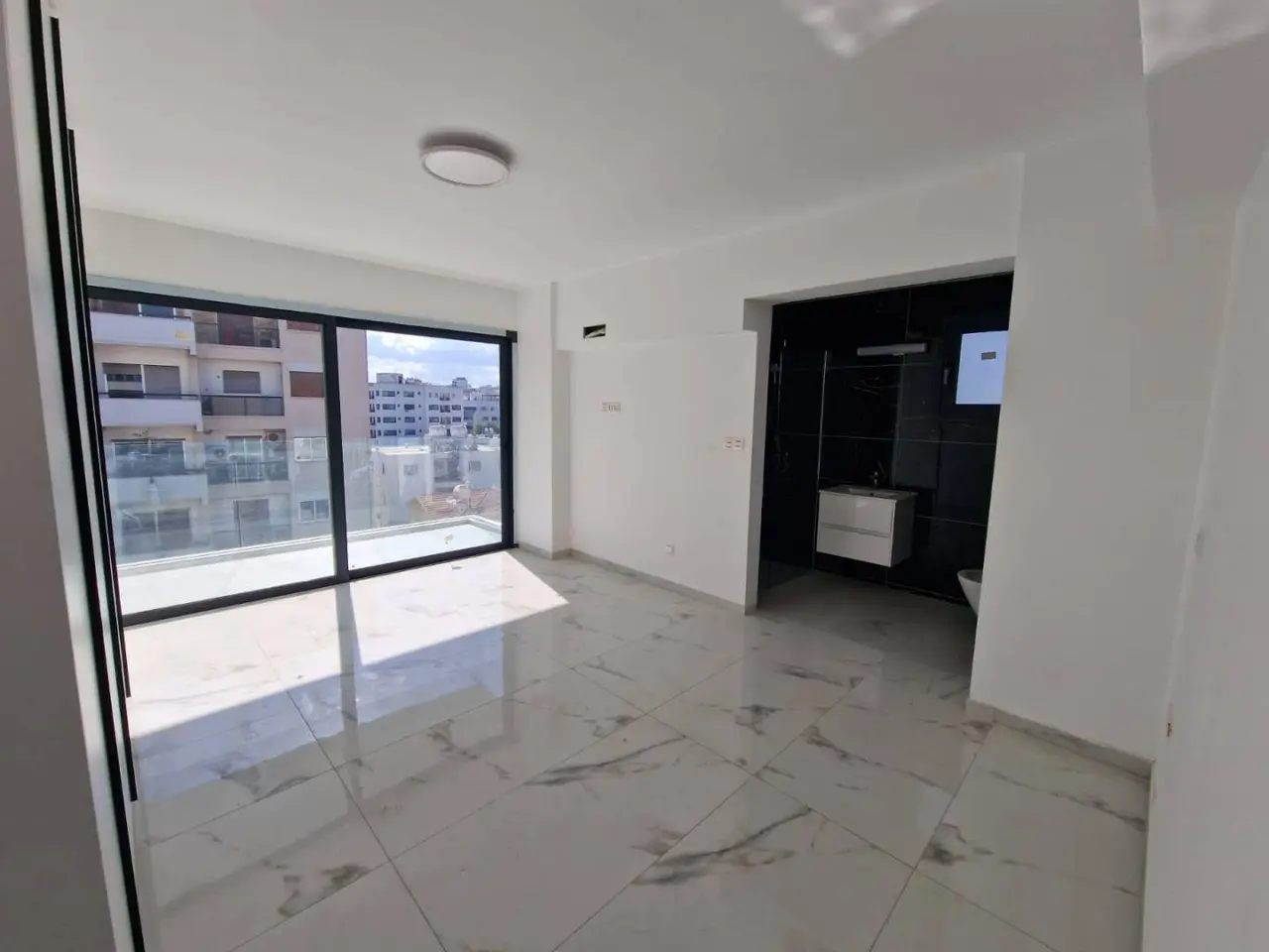  - Image 1