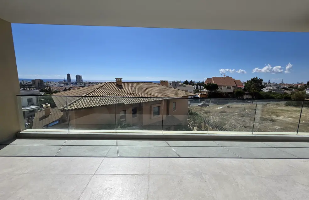  - Image 1
