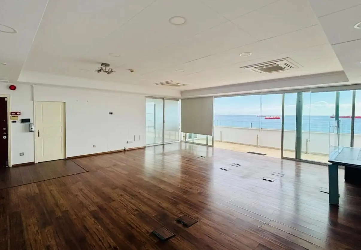 - Image 1