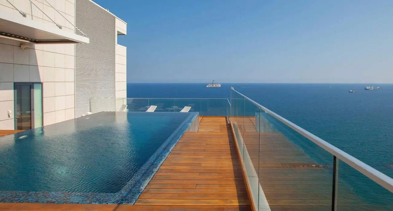 - Image 1