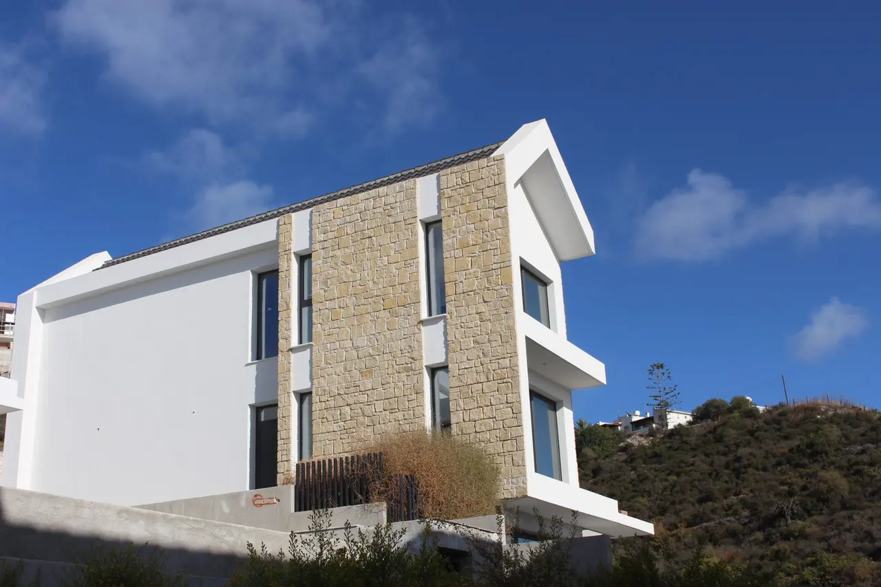 - Image 1