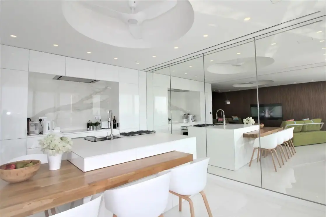  - Image 1