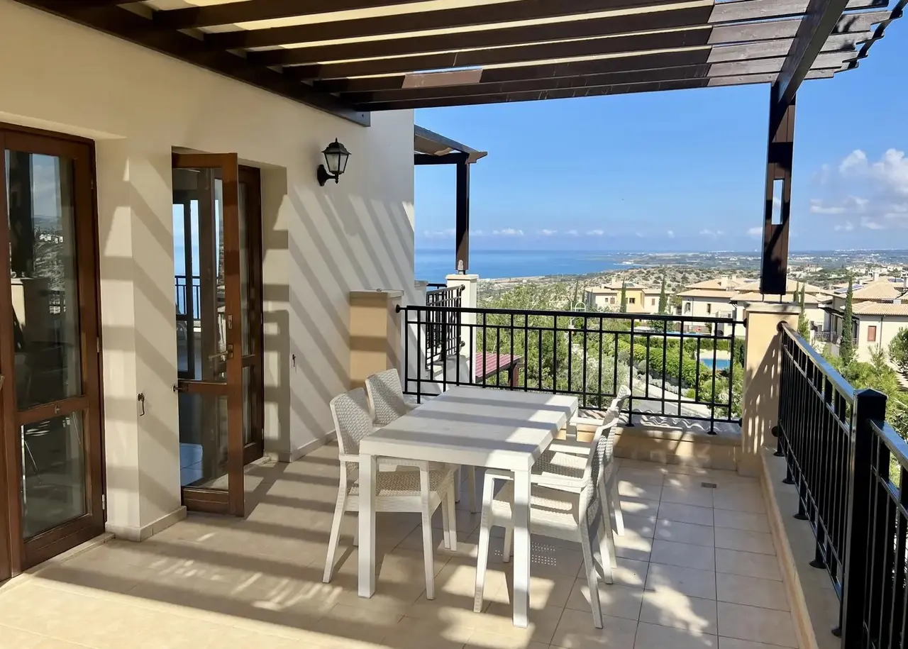 1-bedroom apartment for sale - Image 1