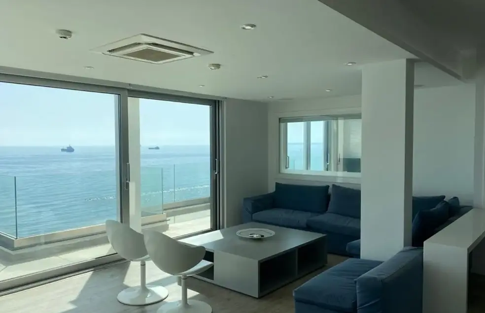 3-bedroom apartment in Limassol / Neapolis - Image 1