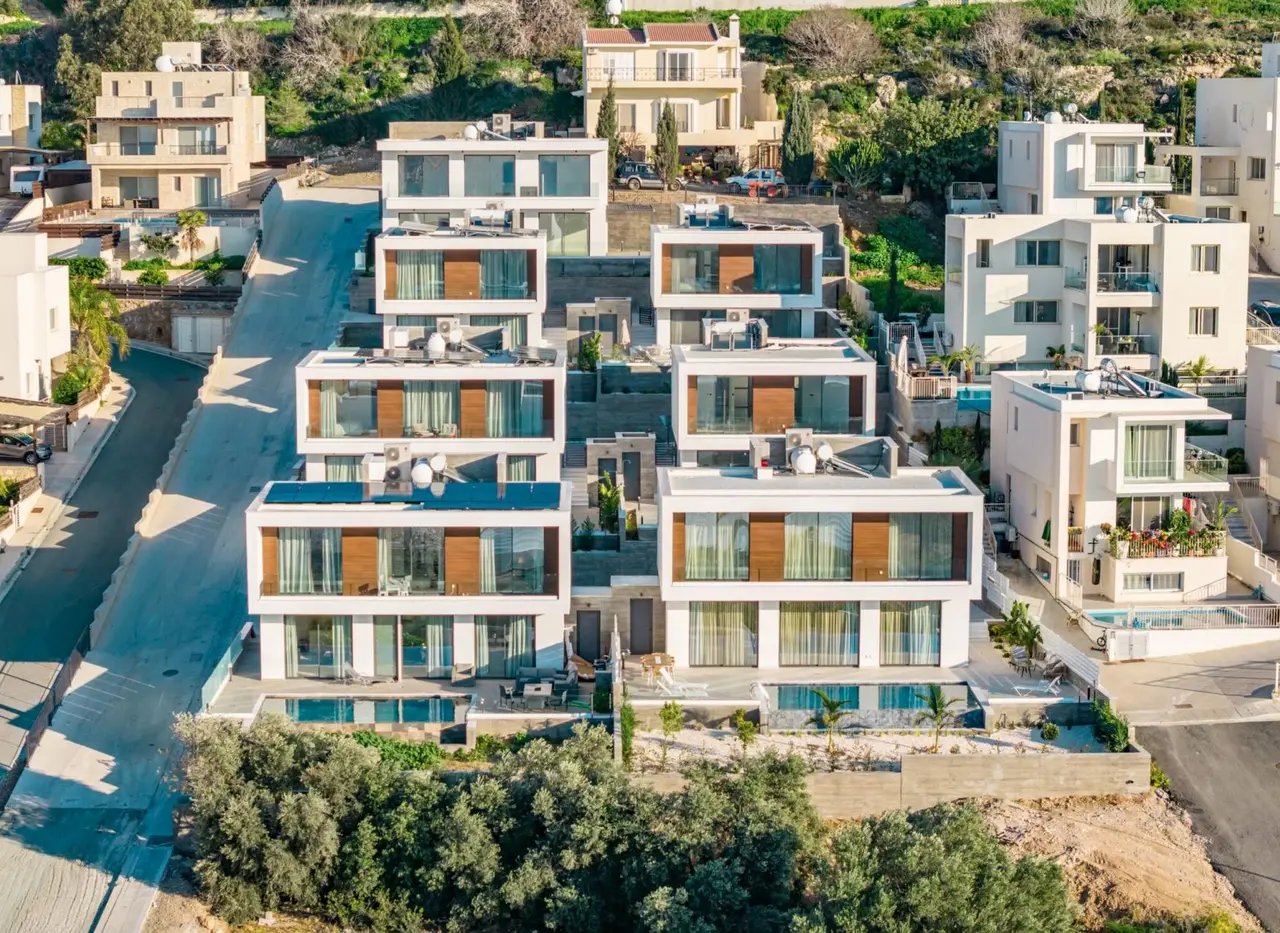  - Image 1