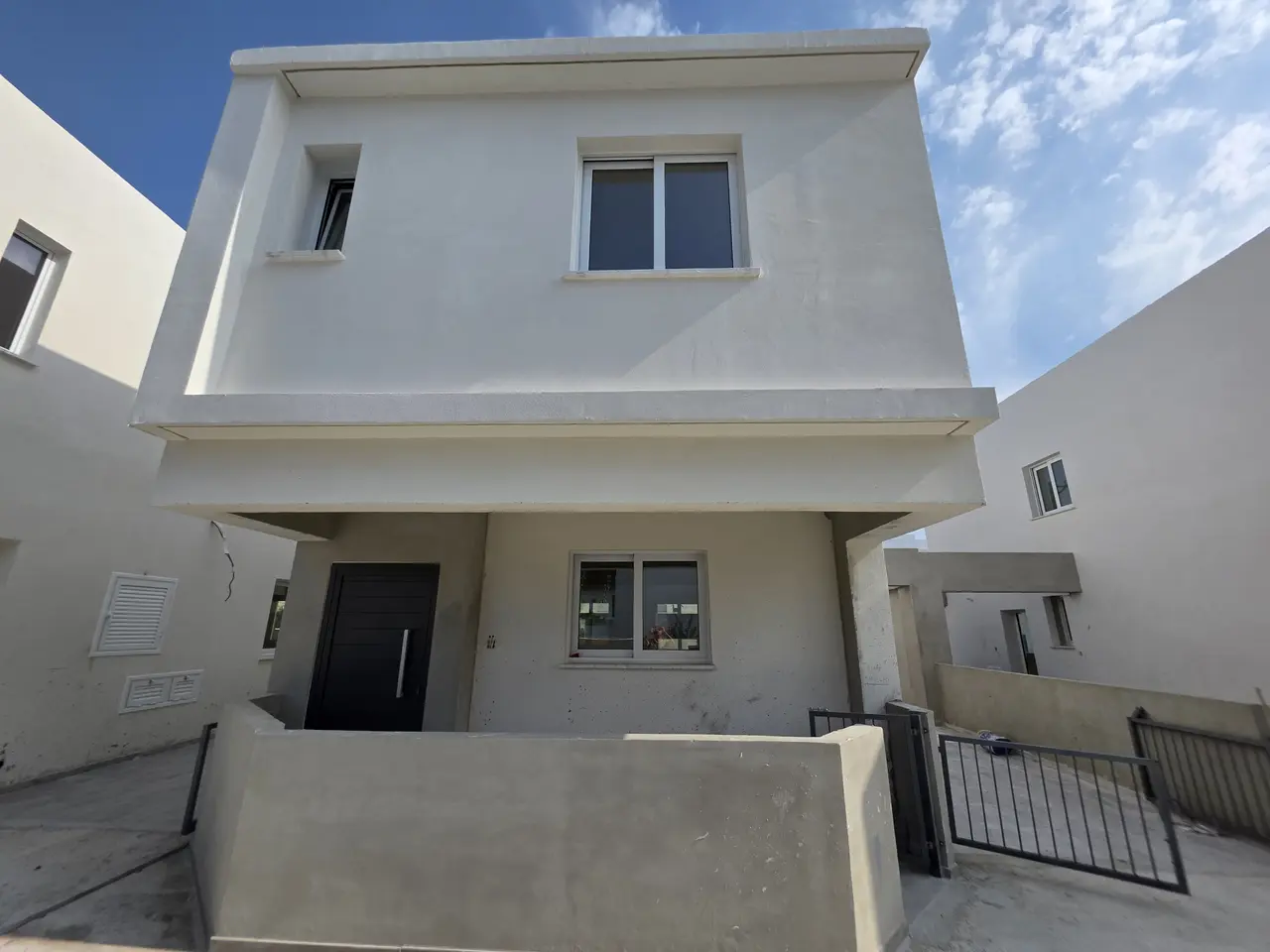  - Image 1