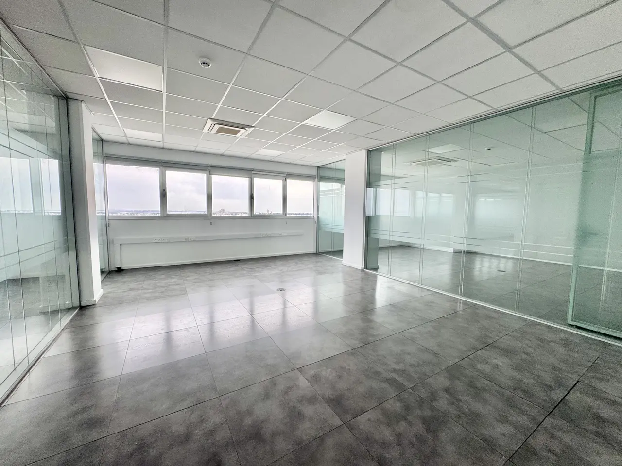- Image 1