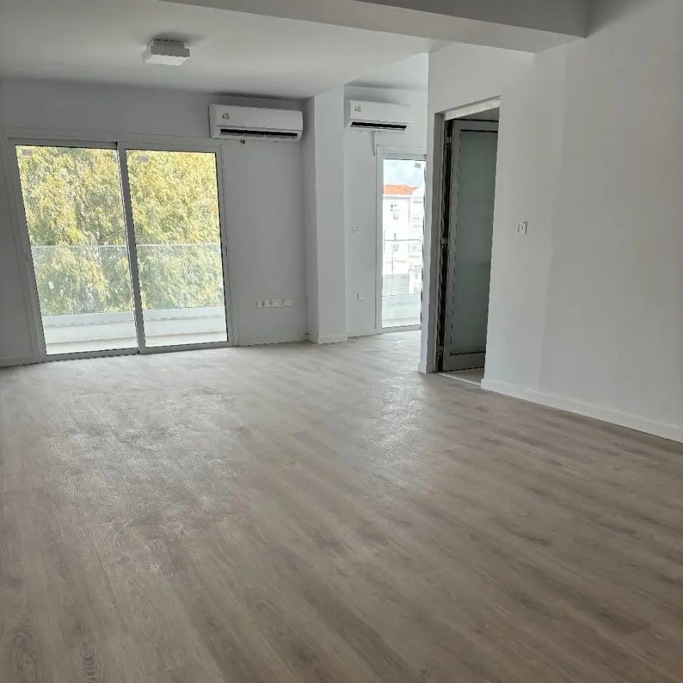 - Image 1