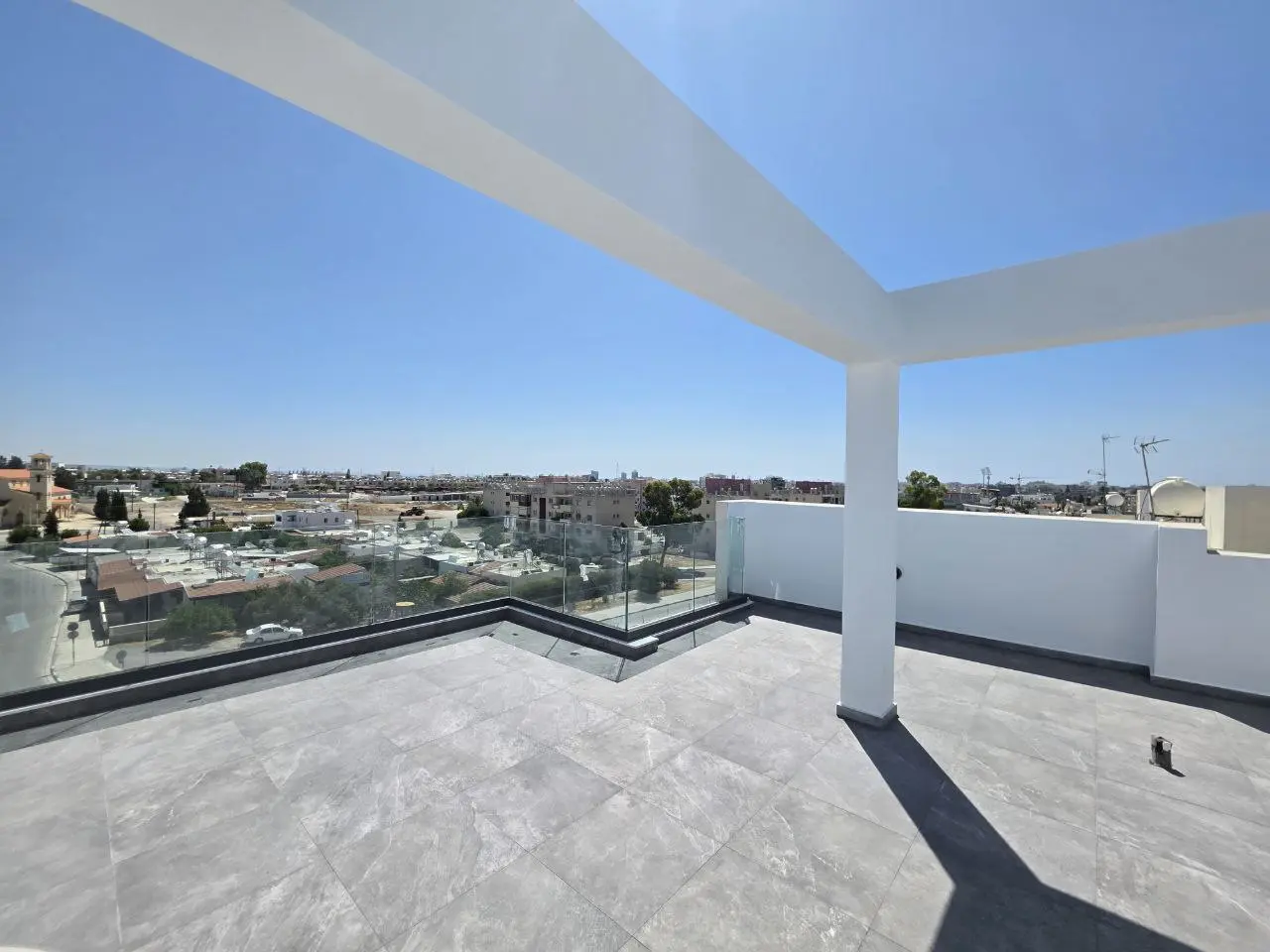  - Image 1
