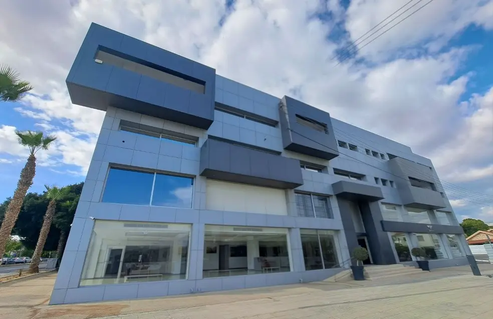 - Image 1