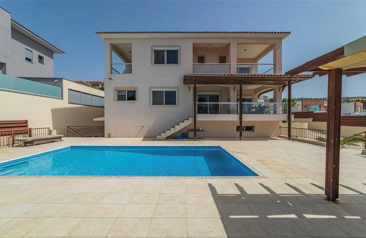  - Image 1