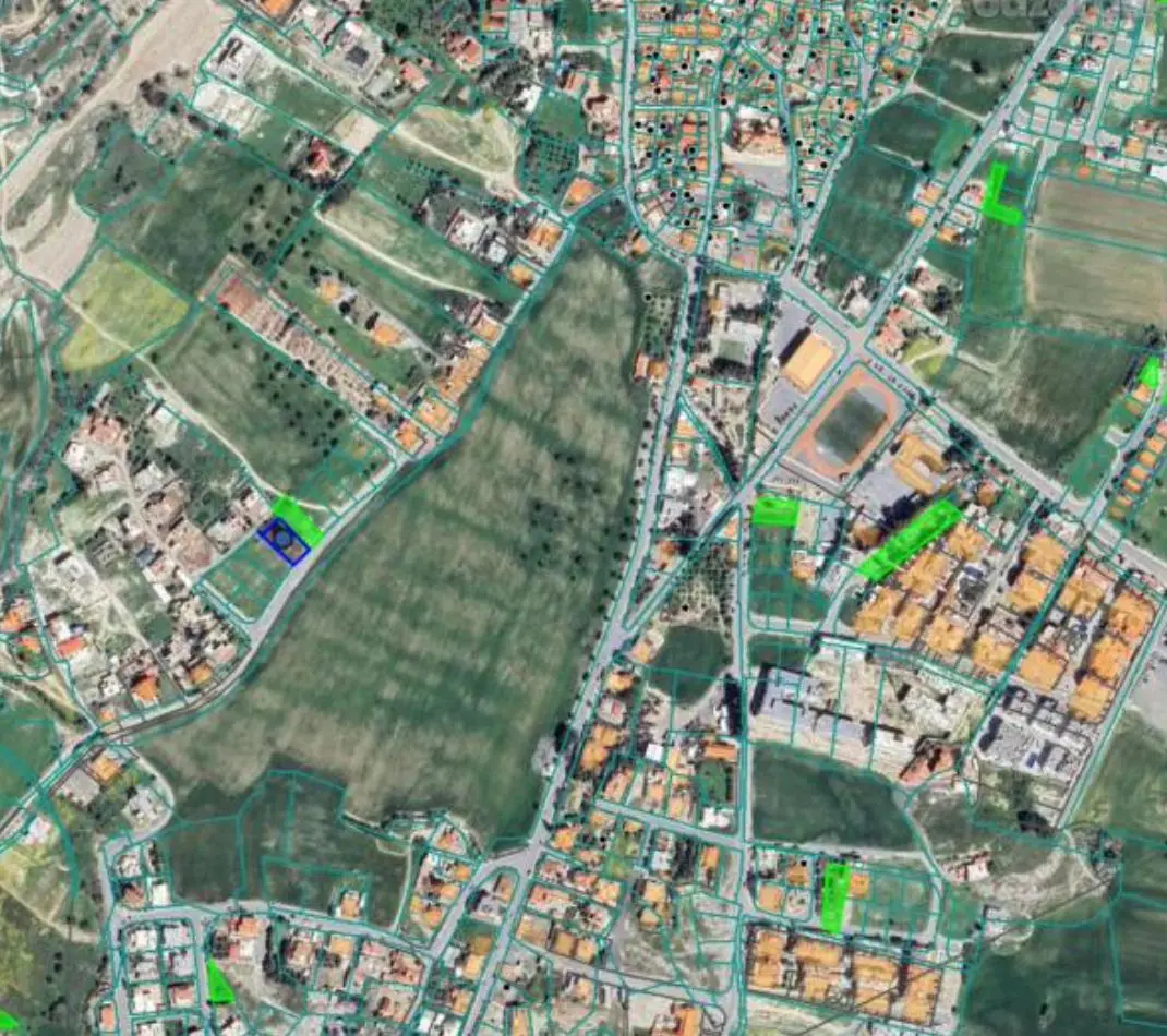 - Image 1