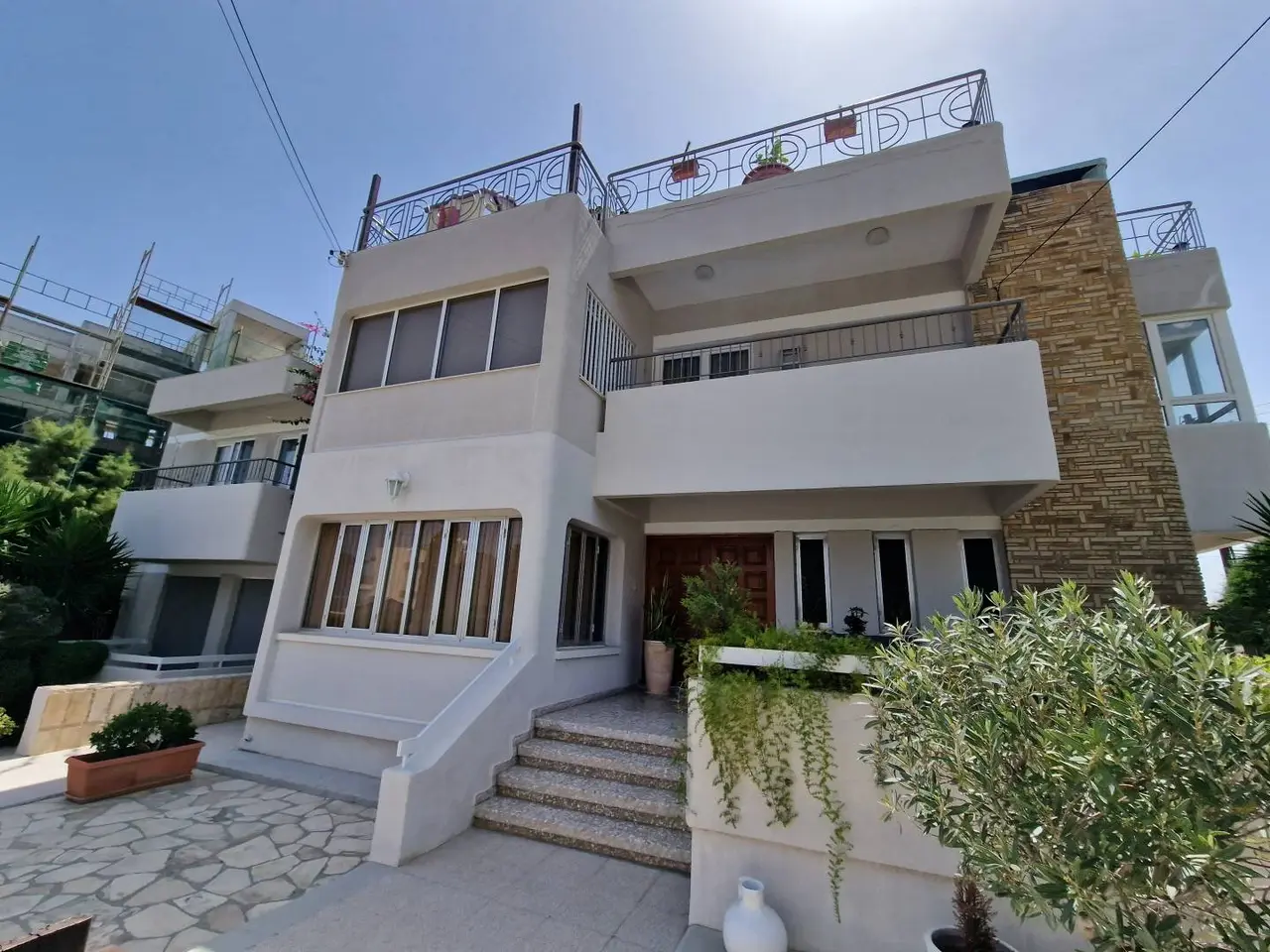 - Image 1