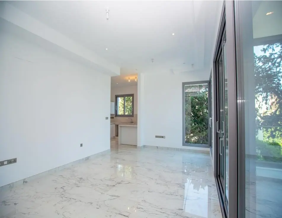  - Image 1