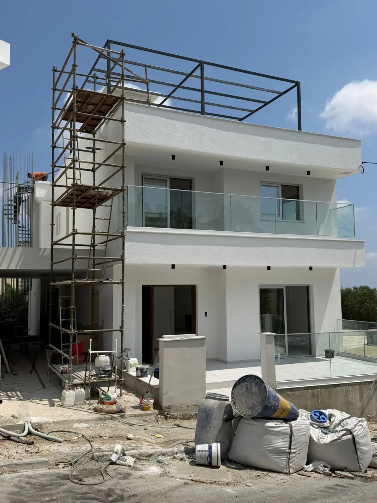 - Image 1