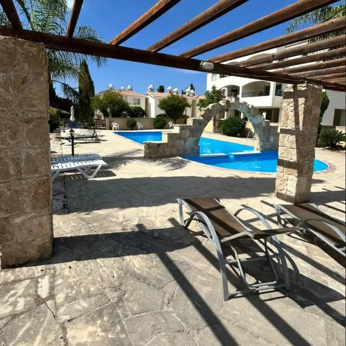  - Image 1