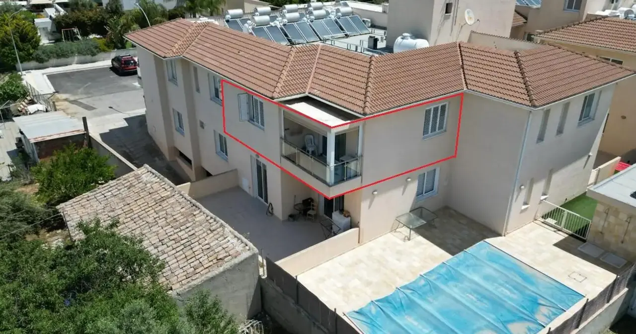 - Image 1