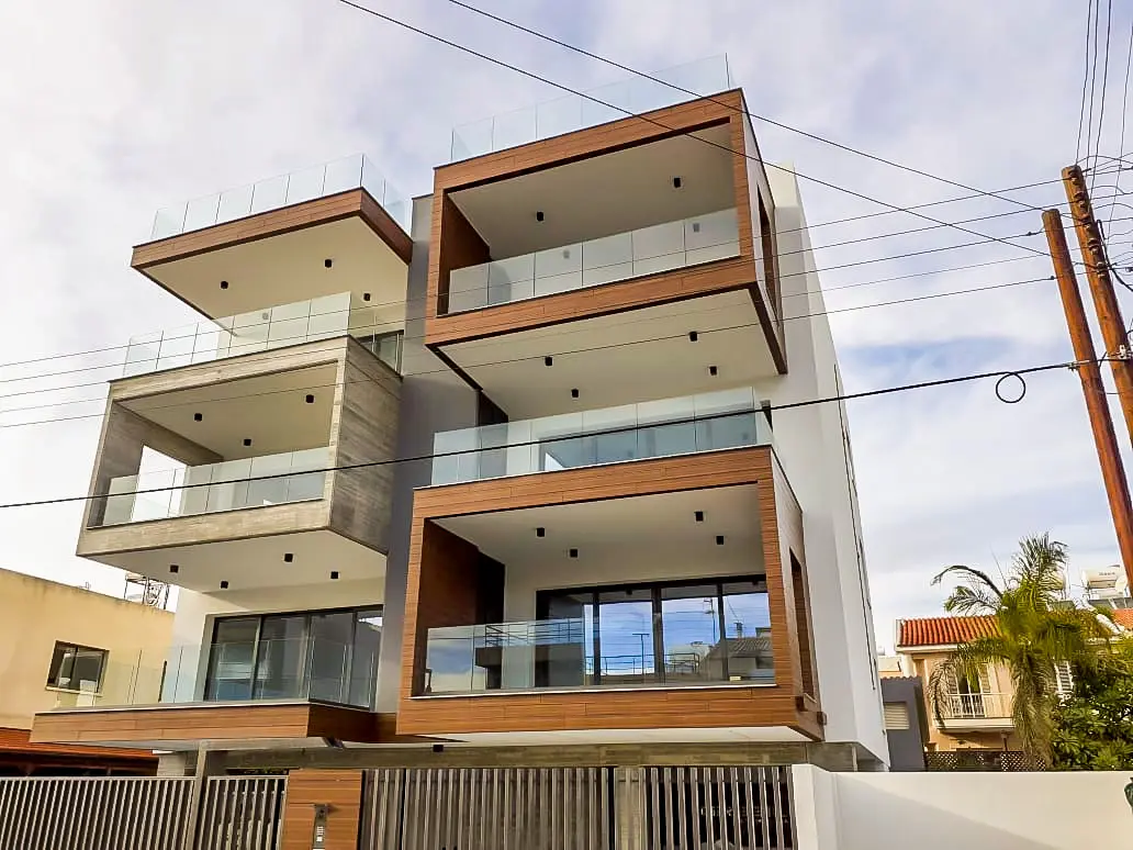  - Image 1